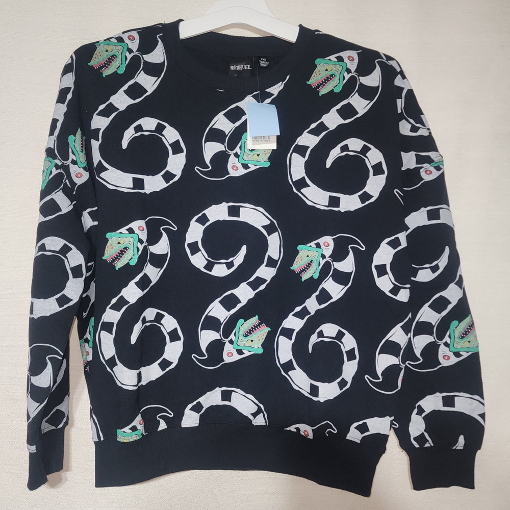 Beetlejuice graphic sweater shirt women's XXS
